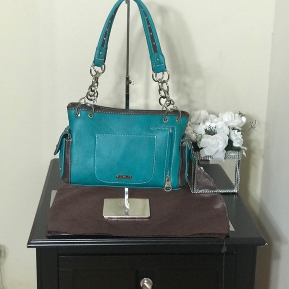 Montana West Beaded Steer Head Concealed Carry - Picture 2 of 6